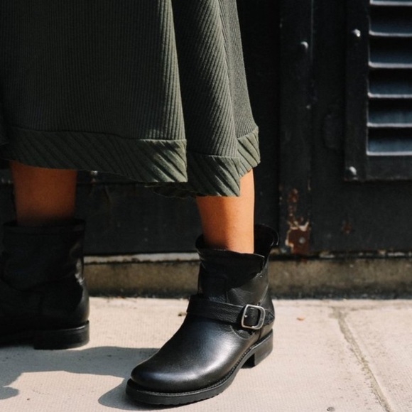 Frye Women's Black Veronica Flex Booties - Picture 8 of 16